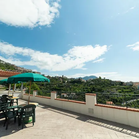 Guest house In The Amalfi Coast - With Terrace Near Amalfi - Breathtaking View Of Ravello *